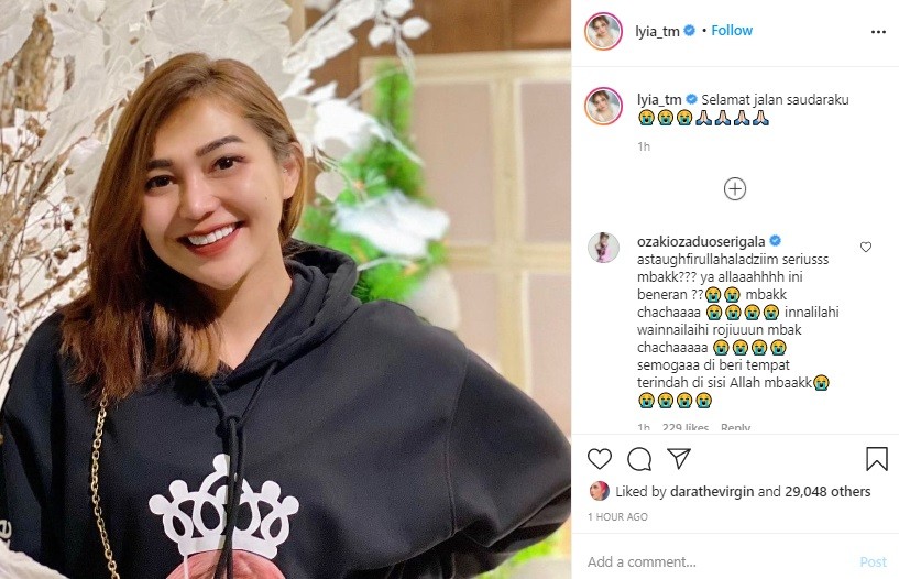 Chacha Sherly Eks Trio Macan Meninggal, Bonek: Kami Nggak Lupa Suara Terbaikmu di Stadion 