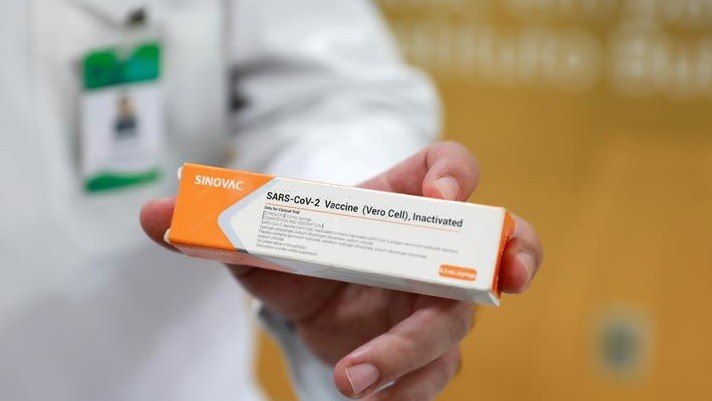 Beredar Kabar Vaksin Sinovac Bisa Perbesar Alat Kelamin Pria, Begini Faktanya