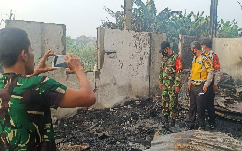 Suami Istri Tewas dalam Kebakaran Rumah di Kertapati Palembang