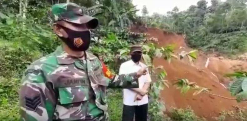 Longsor di Kendal Rusak Ladang Pertanian, Permukiman Warga Turut Terancam   