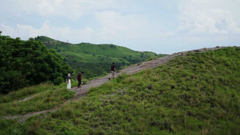 Bukit Amelia Labuan Bajo Sajikan Pemandangan Indah - Bagian 4