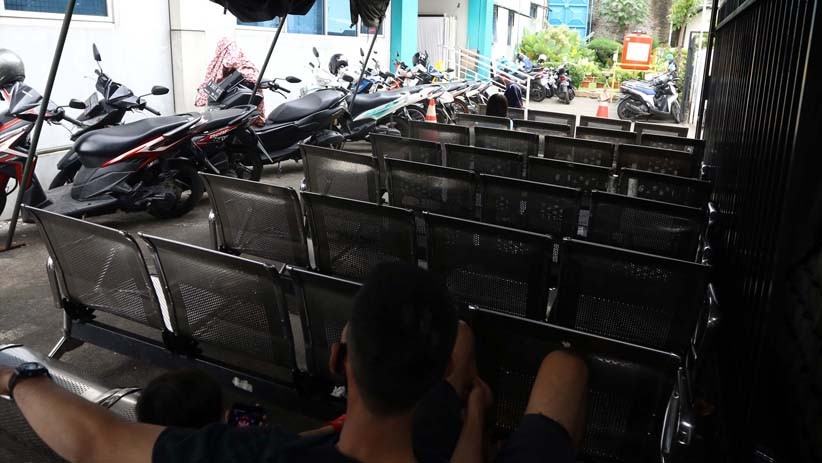 Suasana Puskesmas Pesanggrahan Jelang Kedatangan Vaksin Covid-19 - Bagian 5