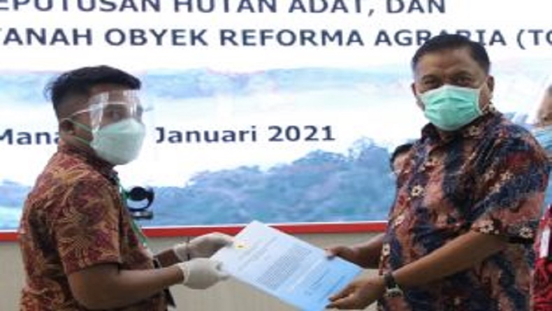 Gubernur Sulut Serahkan SK Hutan Sosial Seluas 9.000 Ha