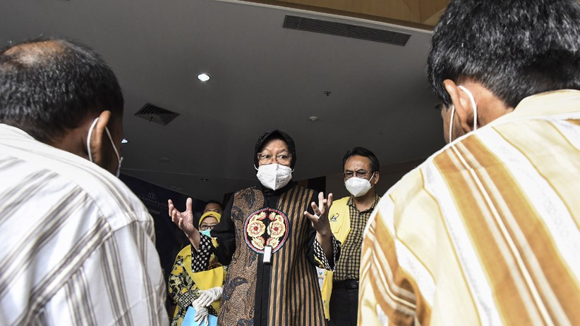 Tri Rismaharini Bantu Tunawisma Dapat Pekerjaan Baru di Bekasi - Bagian 1