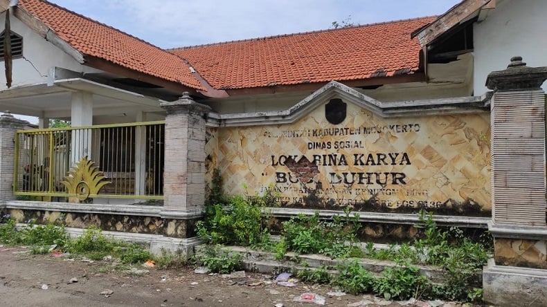 Bangunan LBK Budi Luhur Milik Dinsos Mojokerto Rusak Tak Terawat meski Masih Digunakan