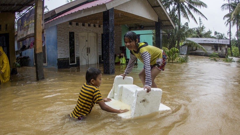 Hujan Deras, Permukiman Warga Nongsa Batam Terendam Banjir - Bagian 1
