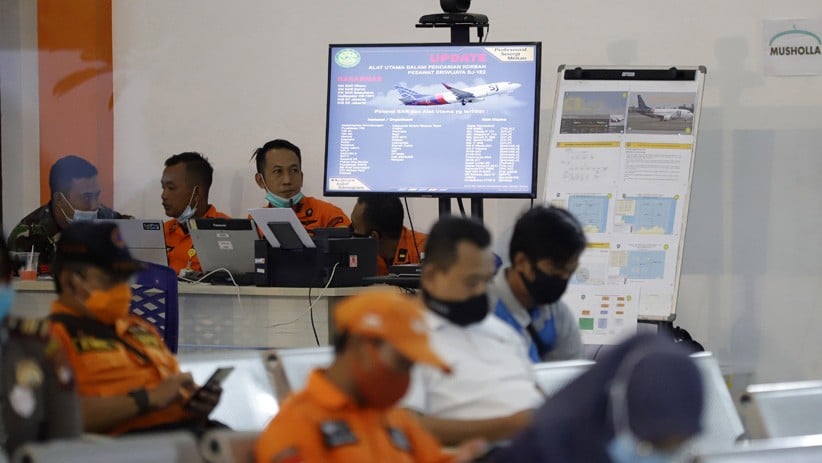 DVI Polda Kalbar Ambil Sampel DNA Keluarga Penumpang Pesawat Sriwijaya Air - Bagian 2