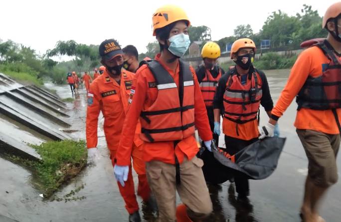 Bocah Tenggelam Asal Sukoharjo Ditemukan Tewas di Sungai Bengawan Solo 