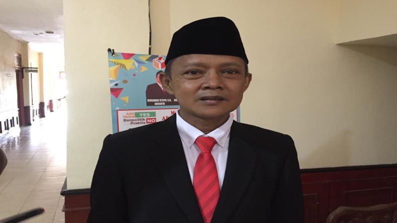 Feriyadi Resmi Gantikan Korari di DPRD Bangka Tengah