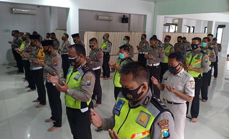 Satlantas Polresta Sidoarjo Gelar Doa Bersama untuk Penumpang Sriwijaya Air 