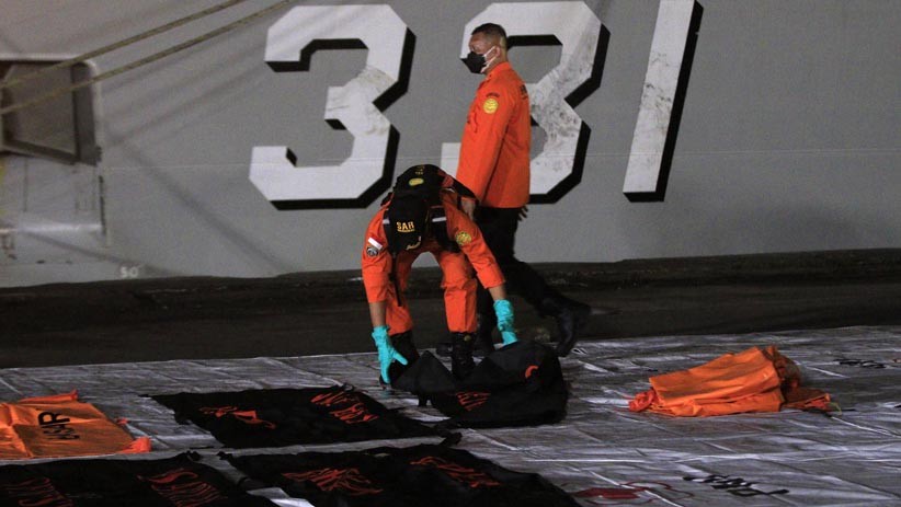 Basarnas Evakuasi 74 Kantong Jenazah Korban Sriwijaya Air SJ182 - Bagian 2