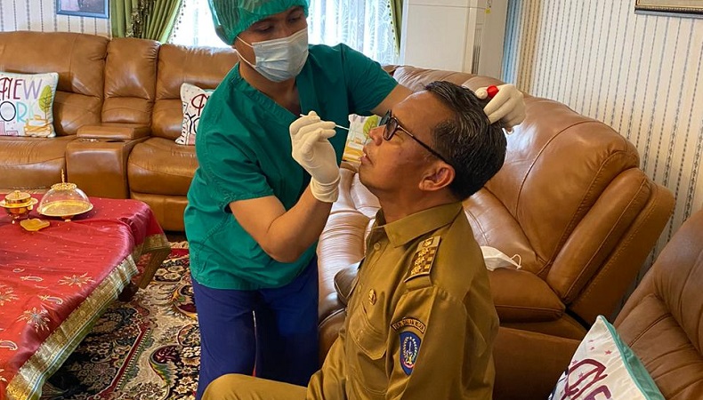 Nurdin Abdullah Tertunda Dapatkan Vaksinasi Covid, karena Ada Kerabat Positif