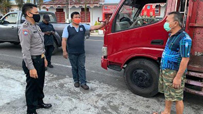 Mobil Saling Serempet di Minut, 2 Sopir Langsung Sepakat Damai usai Didatangi Polisi