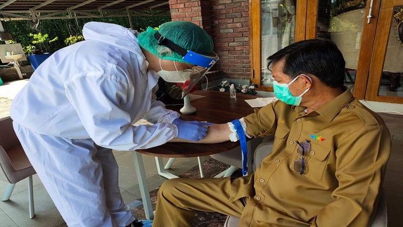 Manado Zona Merah, Vicky Lumentut Ajak Warga Jaga Kesehatan dan Disiplin Prokes