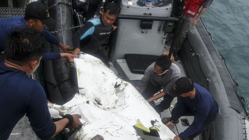 Hari Kelima Sriwijaya Air Jatuh, Puing Pesawat Banyak Ditemukan - Bagian 2