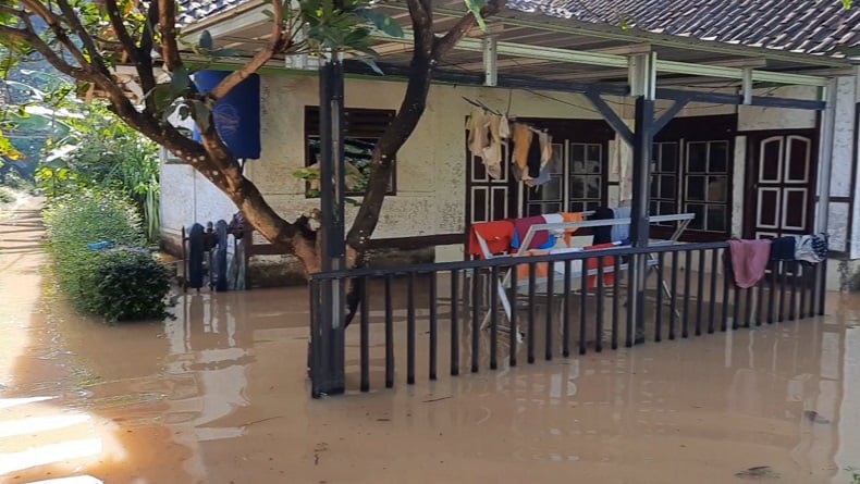 Sungai Cikidang Dan Citanduy Tasikmalaya Meluap, Ratusan Rumah Kebanjiran