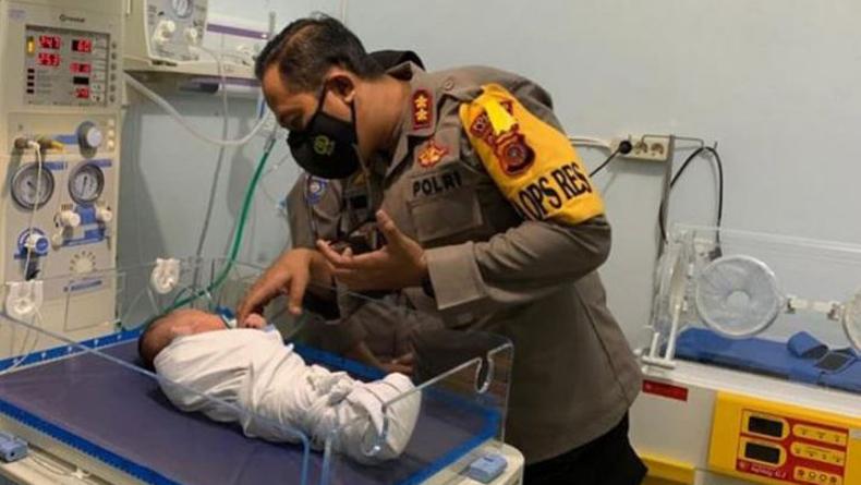 Bayi Perempuan Ditemukan dalam Kardus di Langsa, Sempat Basah dan Kehujanan