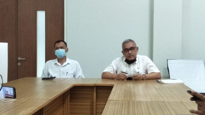Lama Tidak Dinas, Bupati Bandung Barat dan Istri Dinyatakan Positif Covid-19