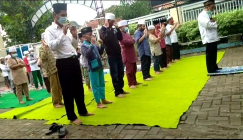 Ratusan Santri Madrasah di Tegal Doakan Seluruh Penumpang Sriwijaya Jatuh Cepat Ditemukan