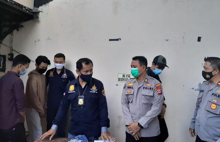 title Sekelompok Pemuda di Yogyakarta Diamankan Polisi karena Rusak Motor Warga Sekelompok Pemuda di Yogyakarta Diamankan Polisi karena Rusak Motor Warga