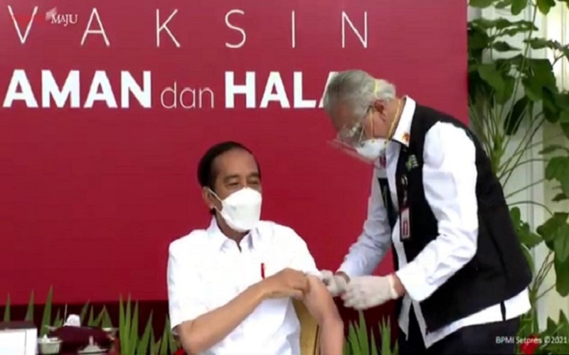 Presiden Jokowi Disuntik Vaksin Covid-19: Tidak Terasa Sama Sekali 