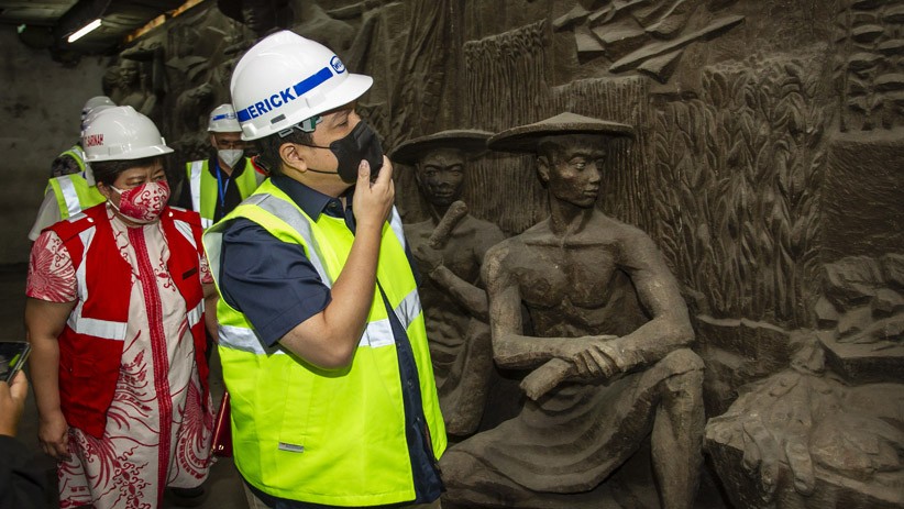 Erick Thohir Cek Lokasi Penemuan Relief Peninggalan Presiden Soekarno di Sarinah - Bagian 2