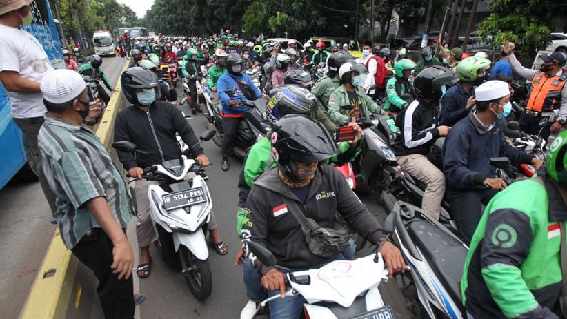 Jenazah Syekh Ali Jaber Tiba di Rumah Duka - Bagian 3