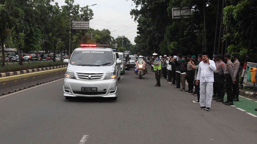 Jenazah Syekh Ali Jaber Tiba di Rumah Duka - Bagian 2