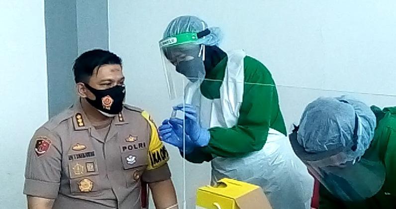 Disuntik Vaksin Perdana di Solo, Kapolresta: Tidak Sakit Sama Sekali