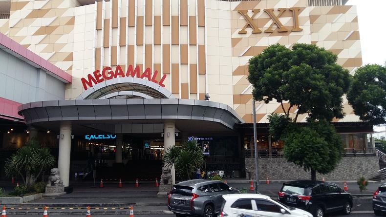 title Pembatasan Jam Operasional Usaha di Manado, Pendapatan Pengusaha Jeblok Pembatasan Jam Operasional Usaha di Manado, Pendapatan Pengusaha Jeblok