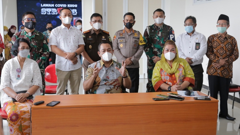 Penyintas Covid, Wali Kota Semarang Batal Disuntik Vaksin 