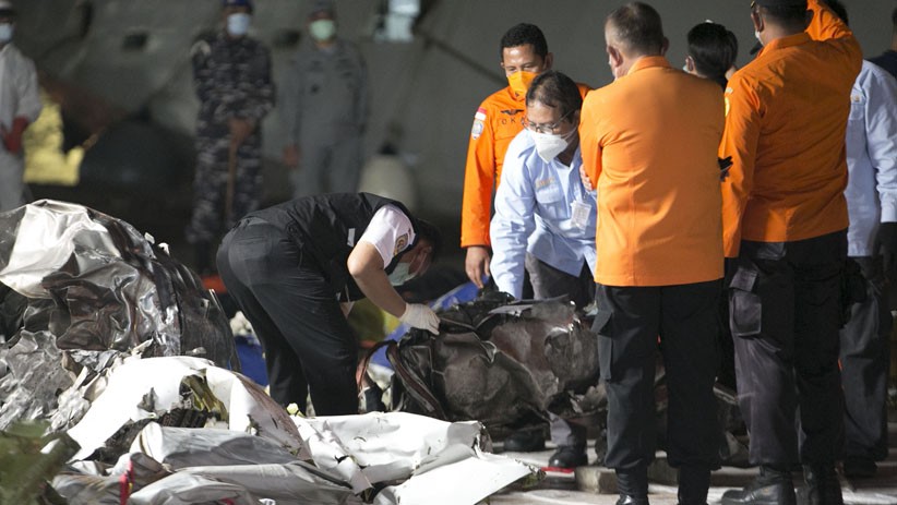 Tiba di Darat, Turbin Pesawat Sriwijaya Air Langsung Diperiksa Tim KNKT - Bagian 2