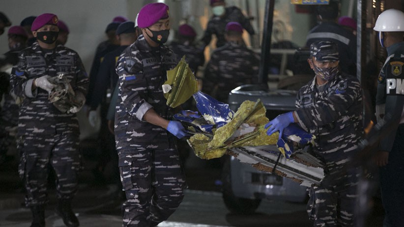 Lagi, Turbin Pesawat Sriwijaya Air SJ182 Diangkat ke Darat - Bagian 3