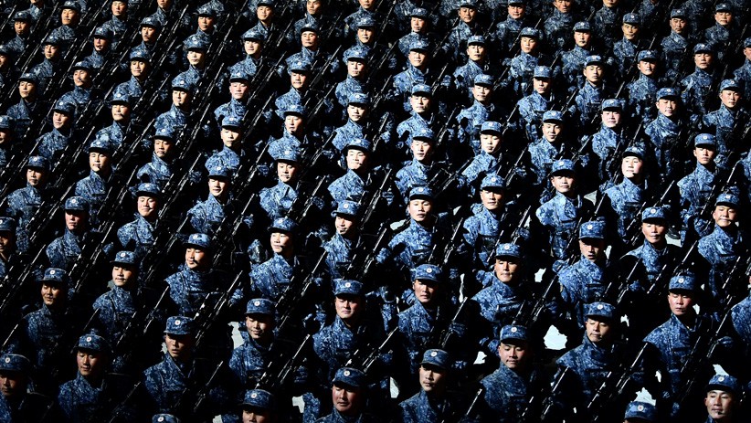 Korea Utara Pamer Rudal Balistik Kapal Selam Baru saat Parade Militer Besar-besaran - Bagian 4