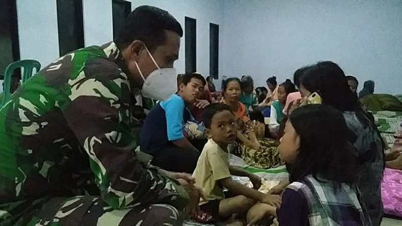 Banjir Landa Sejumlah Desa di Jember, Ratusan Warga Mengungsi
