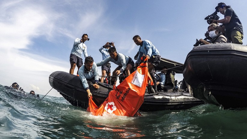 Perjuangan Kopaska TNI AL Angkat Serpihan Pesawat Sriwijaya Air dari Dasar Laut - Bagian 1
