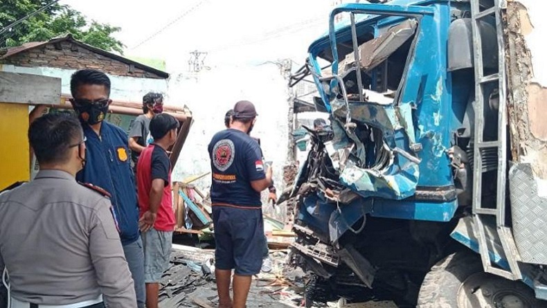 Kecelakaan Maut Di Jalan Raya Semarang Bawen 3 Tewas Di Lokasi