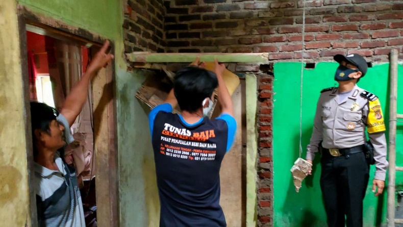 Bercanda Goyangkan Tiang Bangunan, Remaja di Tasikmalaya Tewas Tertimpa Tembok