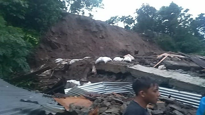 Banjir-Longsor di Kota Manado, 5 Orang Meninggal Dunia dan 500 Jiwa Mengungsi
