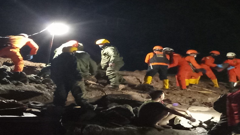 Terkendala Hujan Deras, Basarnas Manado Hentikan Sementara Pencarian Korban Tanah Longsor
