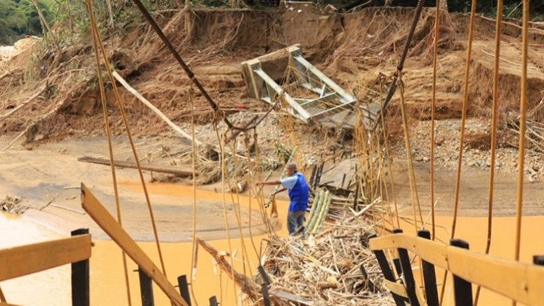 Banjir Bandang di Hulu Sungai Tengah Kalsel, 150 Rumah Hilang