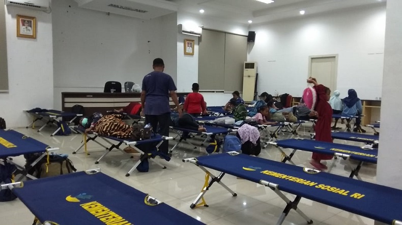 Positif Covid-19, Pengungsi Gempa Sulbar di Makassar Batal Pulang