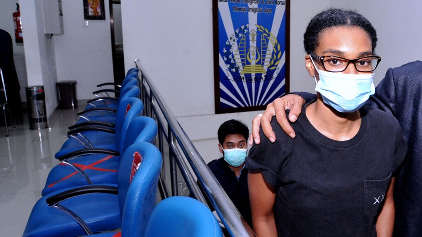 Kristen Gray, WNA yang Ajak Orang Asing Pindah ke Bali Akan Dideportasi  - Bagian 3