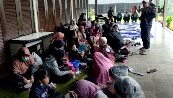 Banjir Bandang Terjang Cisarua Bogor, Satu Gardu Listrik Rusak