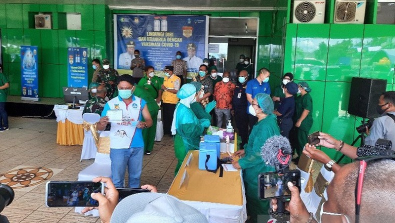 Jelang Belajar Tatap Muka, Guru di Papua Diharap Masuk Prioritas Penerima Vaksin