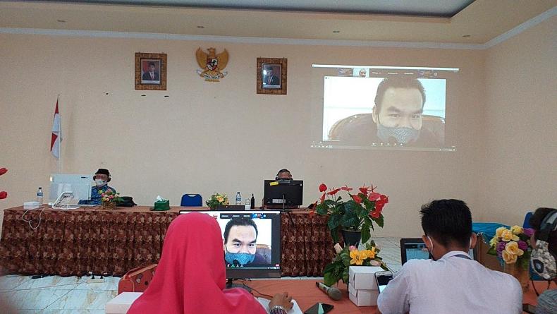 Parenting SMAN 1 Blora, 2 Profesor Suntik Motivasi Siswa 