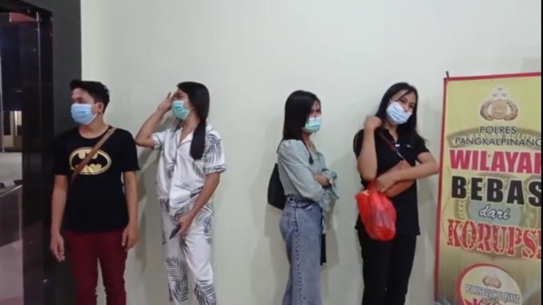 Viral Aksi Joget TikTok Tak Senonoh di Pulau Bangka, 4 Waria Diamankan Polisi