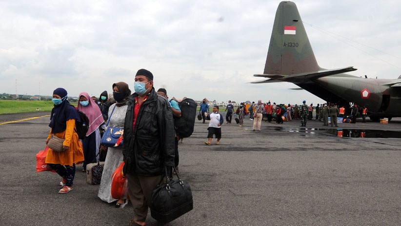 Ratusan Pengungsi Gempa Sulawesi Barat Dipulangkan ke Jateng dan Jatim - Bagian 2