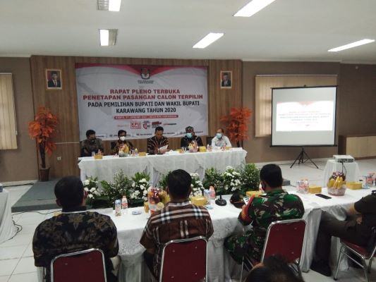 Sah, Pasangan Cellica-Aep Pimpin Karawang