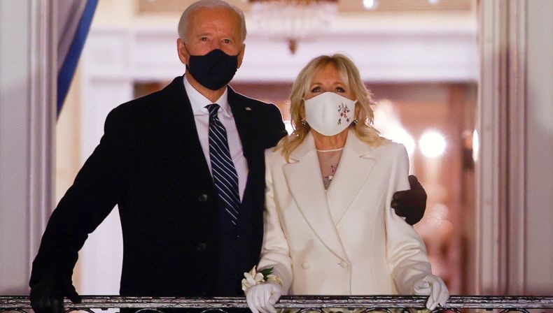   Balas Perlakuan Amerika, Rusia Jatuhkan Sanksi ke Istri dan Putri Joe Biden